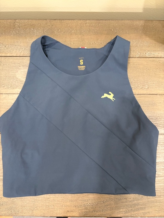 Tracksmith Tops - Women’s running crop- Size S